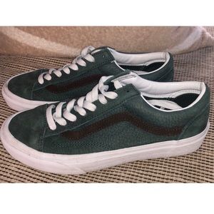 Women’s vans